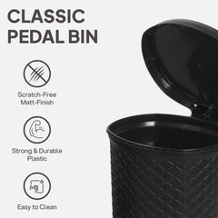 Classic Pedal Dustbin Black / 6 Litre