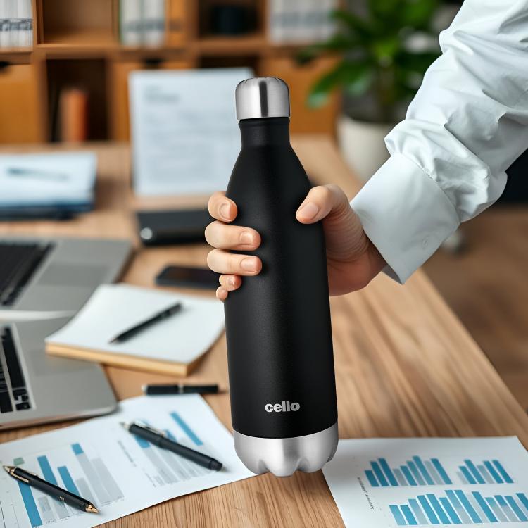 Duro Swift Thermosteel Flask Black / 750ml