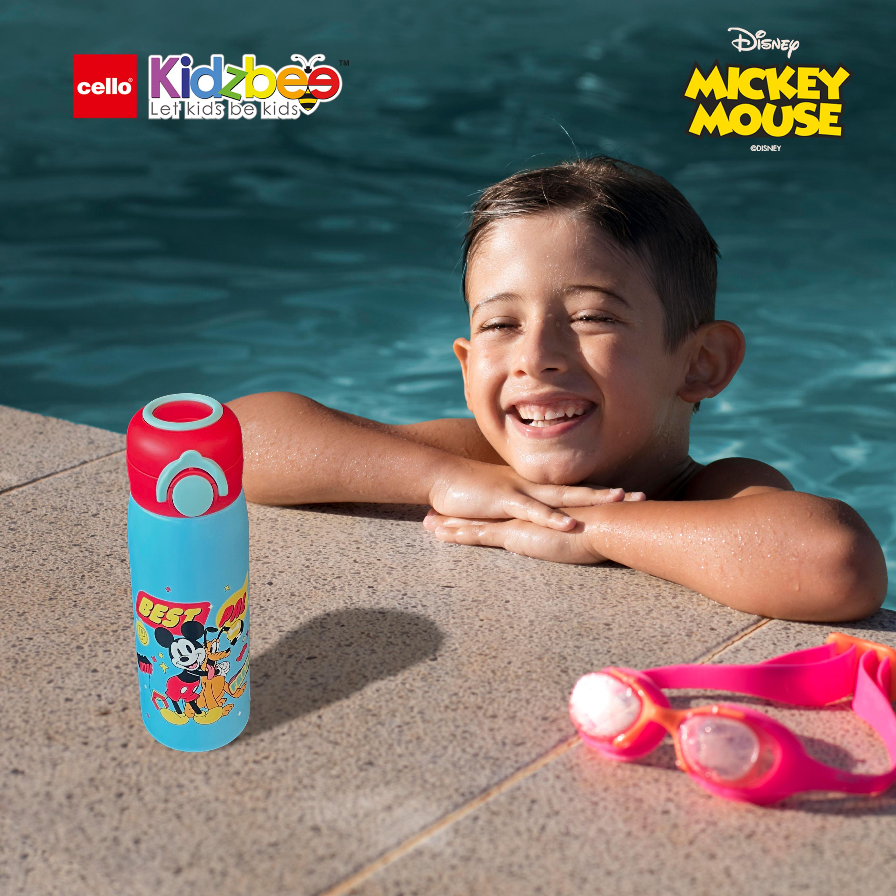 Giggle 3D Touch & Feel Sipper Thermosteel Flask, 380 ml Best Pals